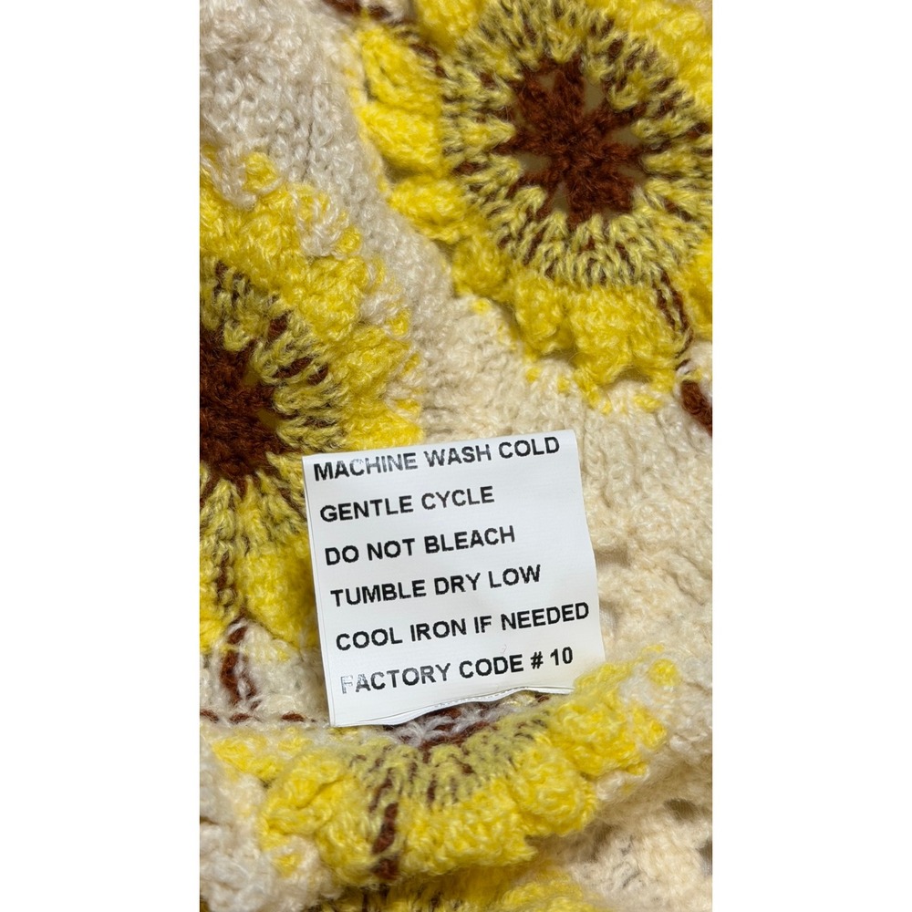 Rebellion Again Sunflower Crochet Granny Square Tank Top Cream Yellow Medium - Picture 8 of 9
